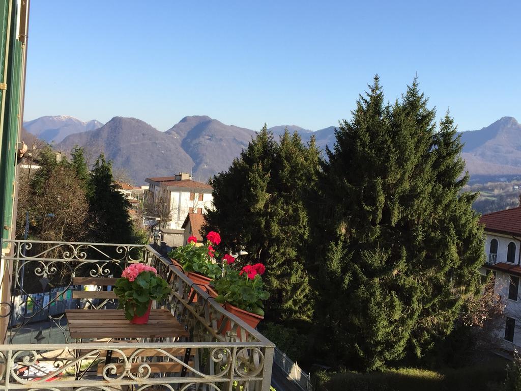 Hotel Villa San Fedele Сан-Феделе-Интельви Экстерьер фото