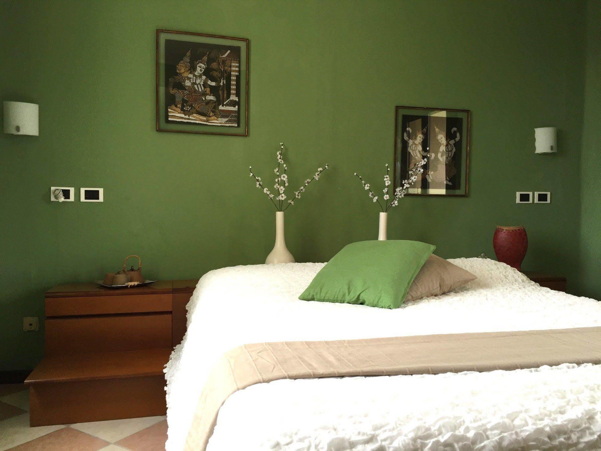 Hotel Villa San Fedele Сан-Феделе-Интельви Экстерьер фото